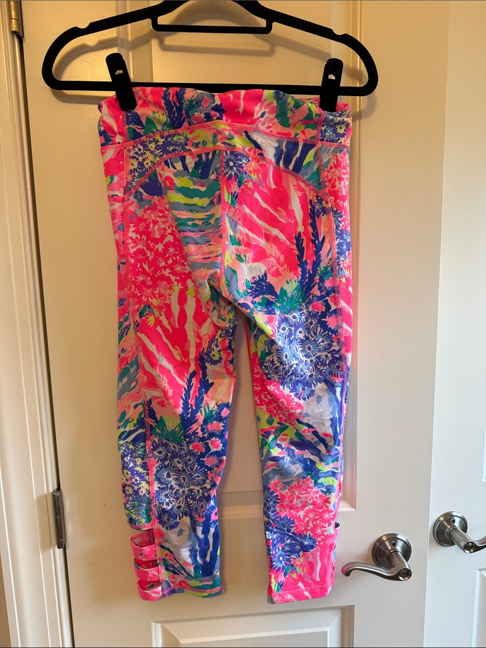 Lilly Pulitzer Hot Pink Luxletic Leggings - Picture 3 of 4